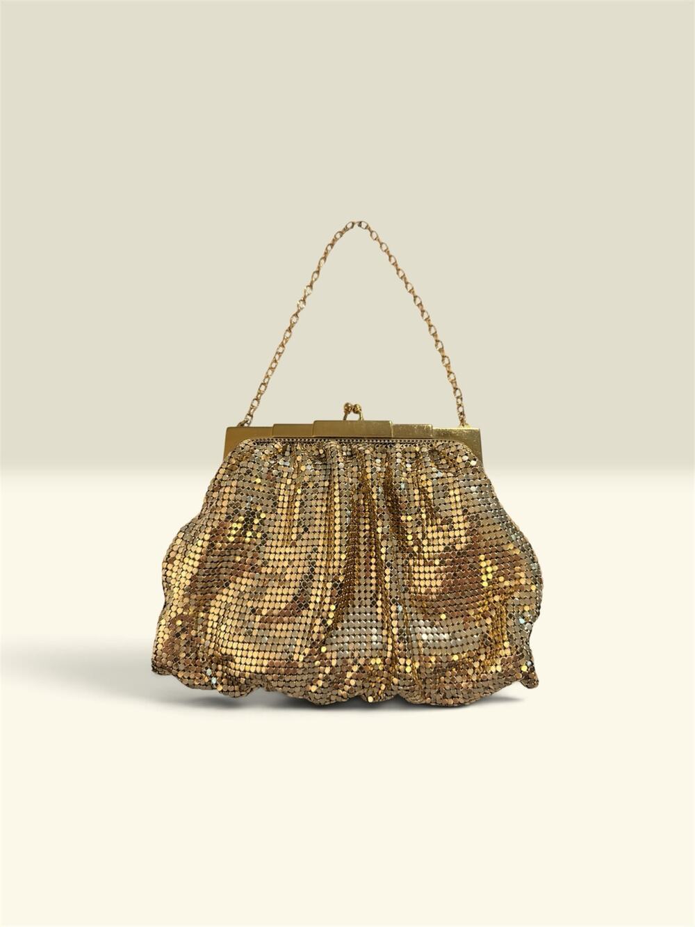 Whiting & Davis Vintage Gold Tone Metal Mesh Evening Bag Kiss Lock USA